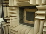 Aperture between reverberation room and anechoic room