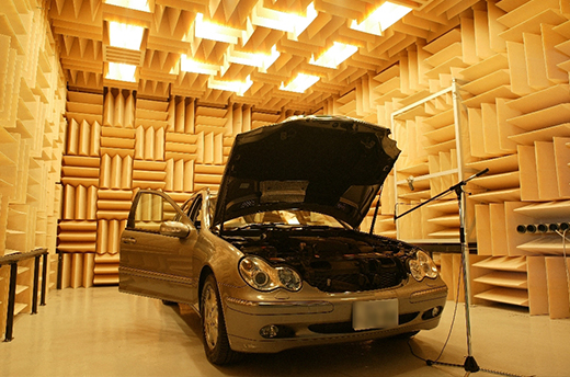 使用事例：自動車の各種音響性能評価