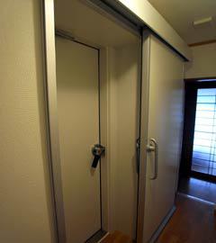 Sound proof door×2