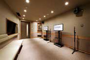 L Studio Booth